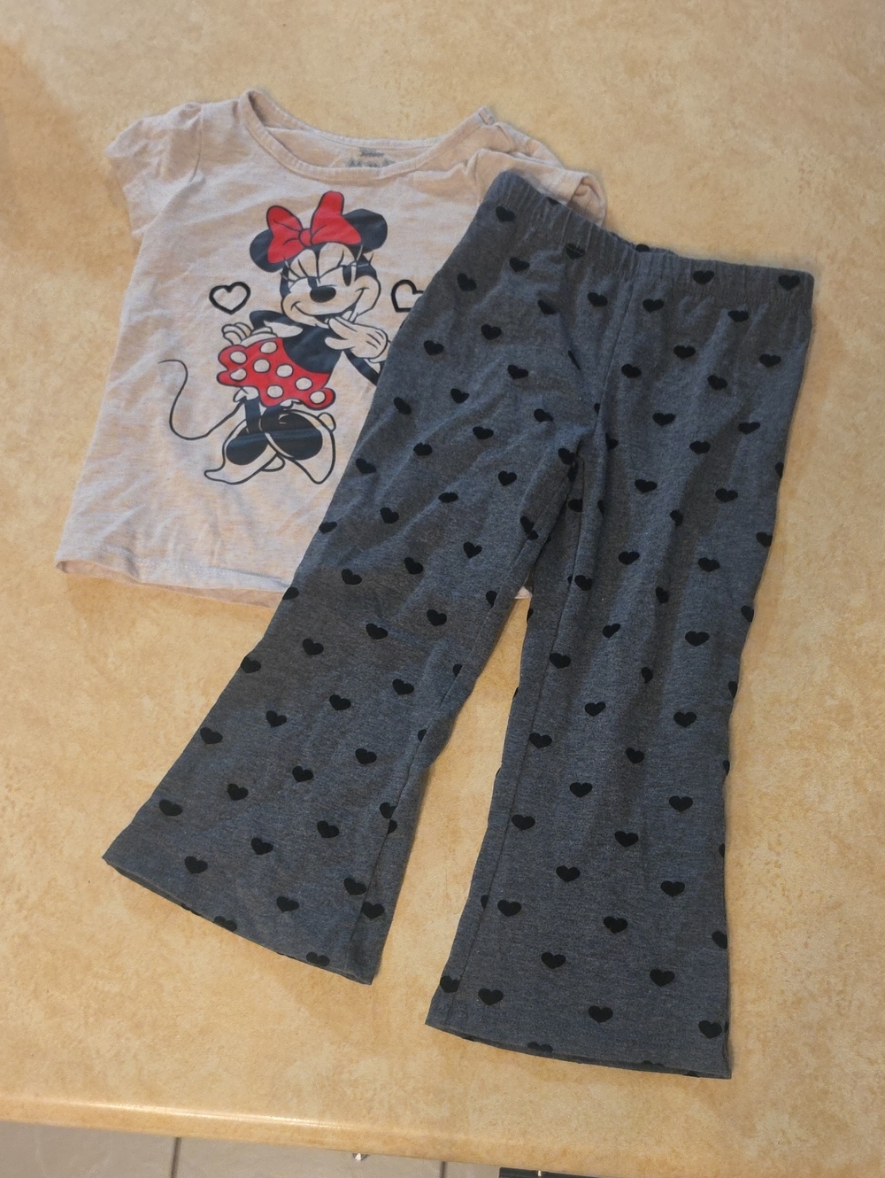 Disney Minnie Mouse Grey Pajama Set with Black Hearts and Red Bow